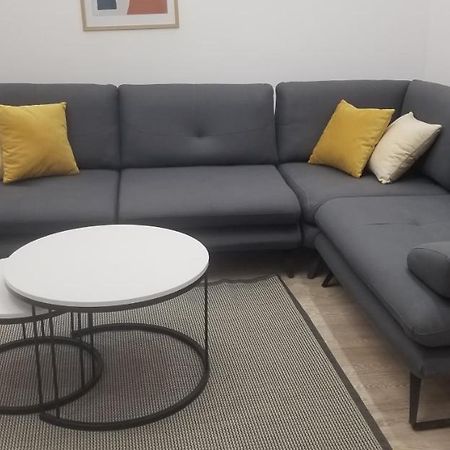 White Apartment تيرانا المظهر الخارجي الصورة