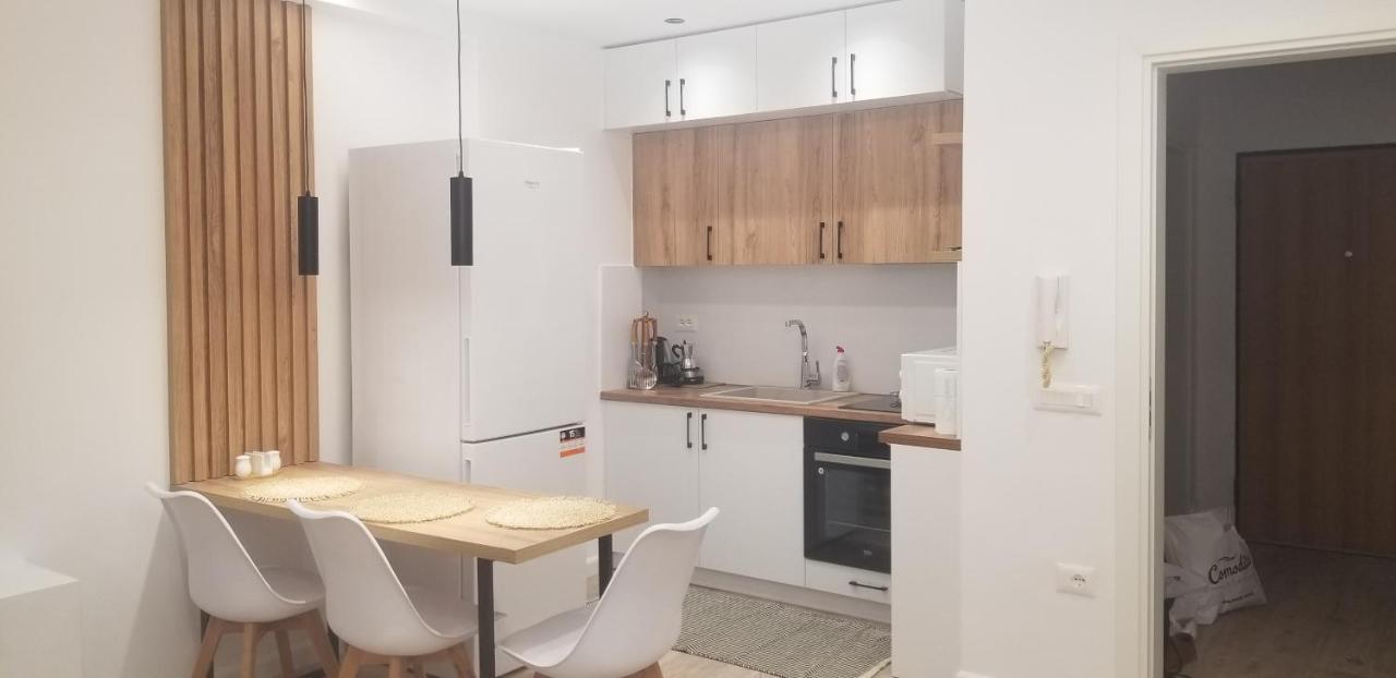White Apartment تيرانا المظهر الخارجي الصورة