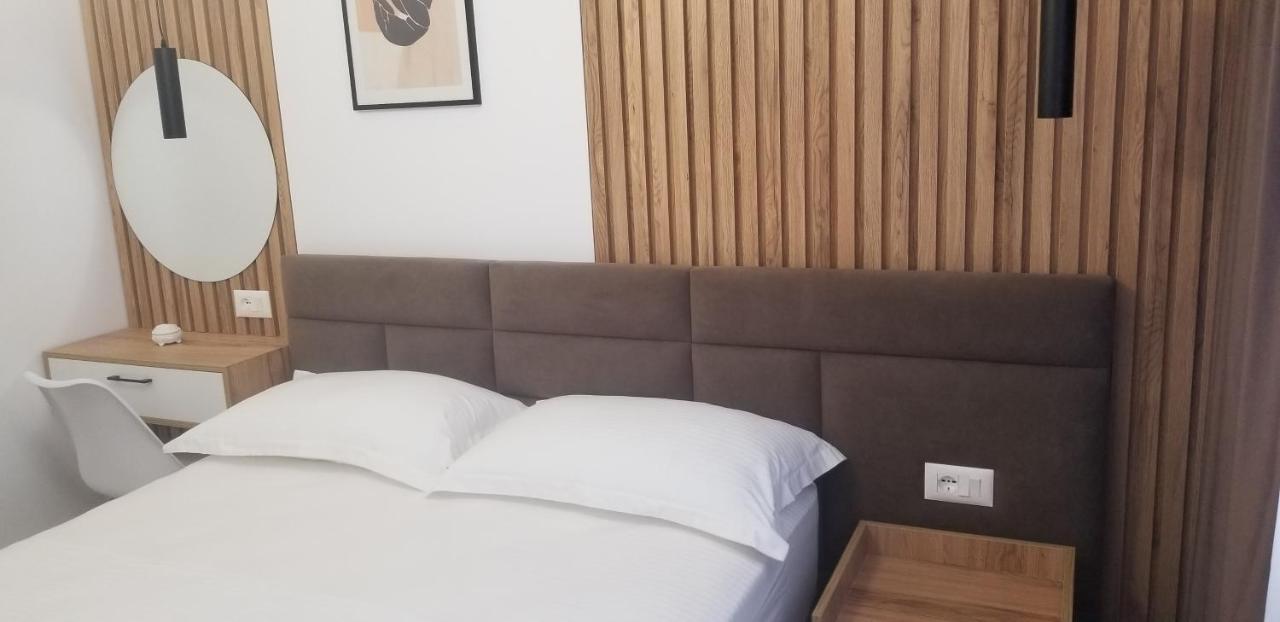 White Apartment تيرانا المظهر الخارجي الصورة